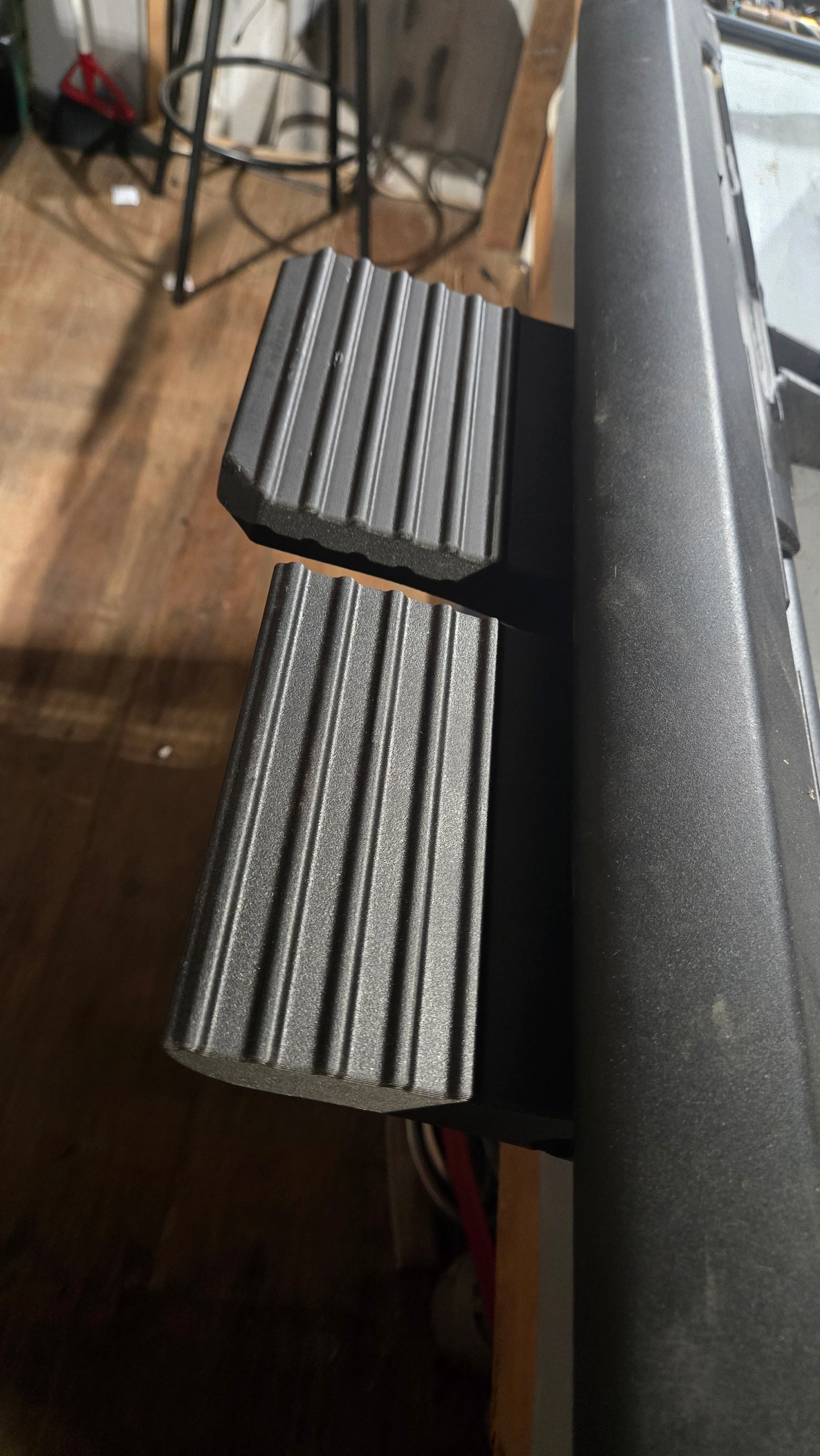 Silverado ZR2 - SnapLok' Snap Steps - Low V1 Tool Free Installation